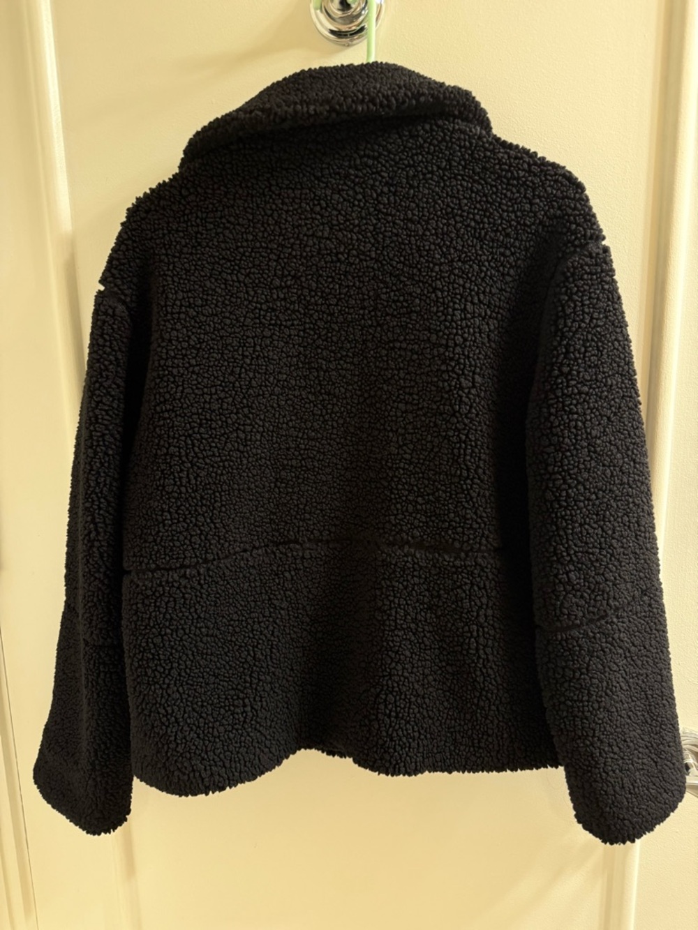 Vuori Lou Full Zip Sherpa Jacket – Black - Picture 6 of 6